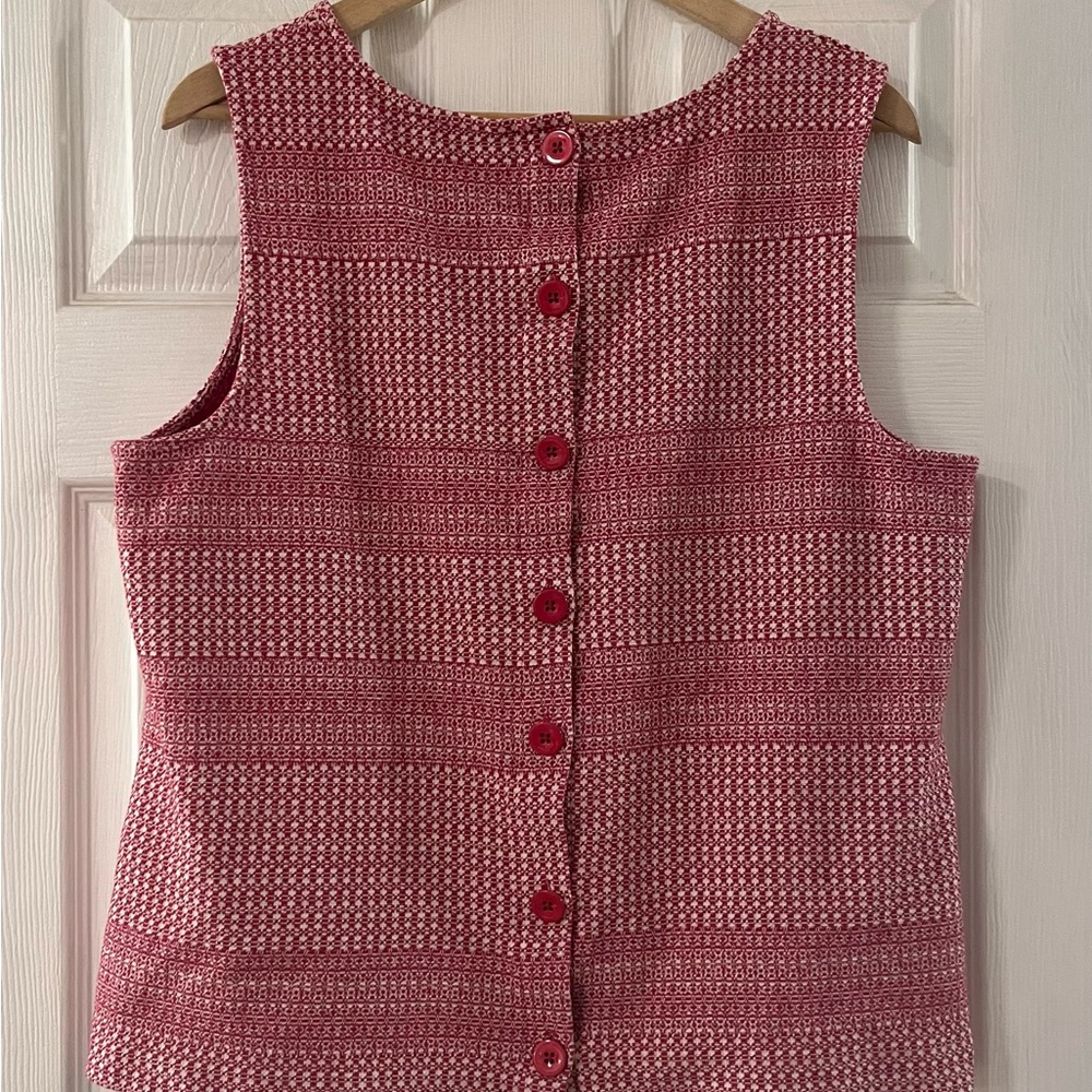 Banana Republic Textured Crewneck Tank Top Red Geometric Button Down Back Sz XL - Picture 3 of 4